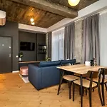 Marvellous Design 2Br Old Town