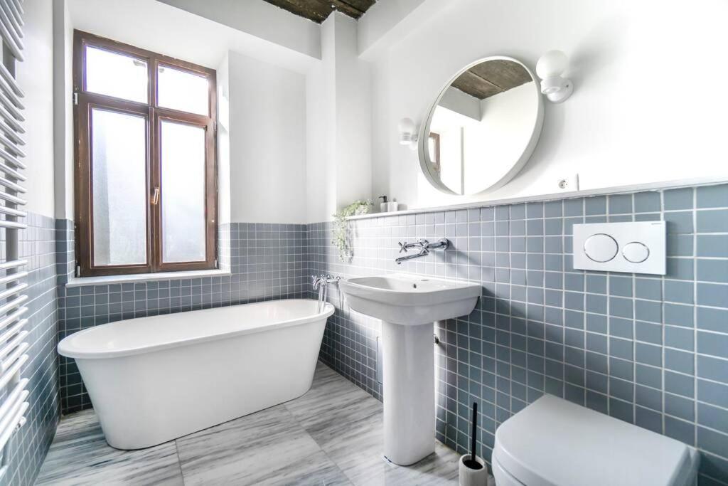 Marvellous Design 2br Old Town Appartamento